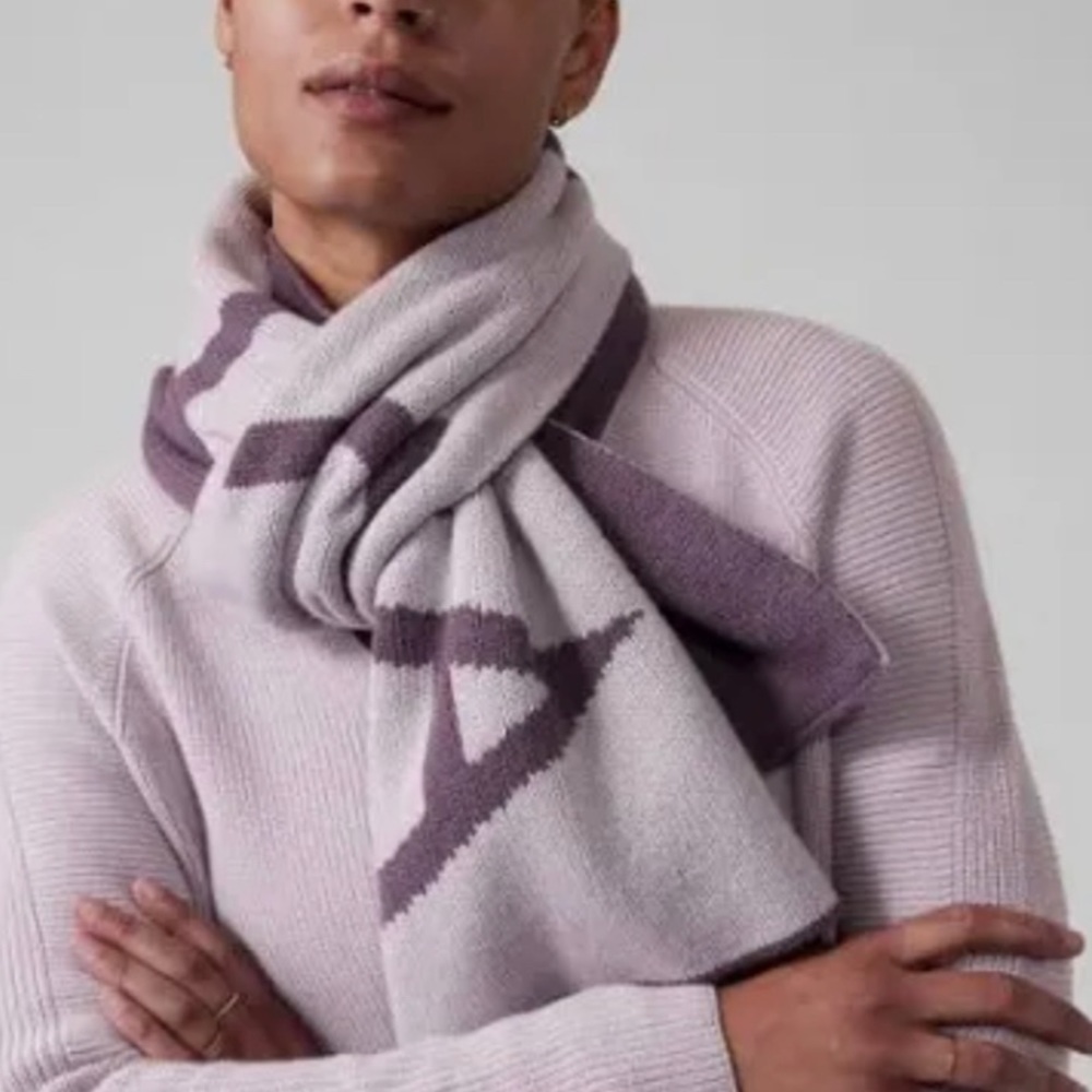 Athleta knit scarf
